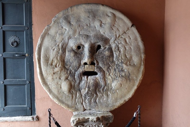 La Chiesa di Santa Maria in Cosmedin e la Bocca della Verità: storia, mito e fascino di Roma